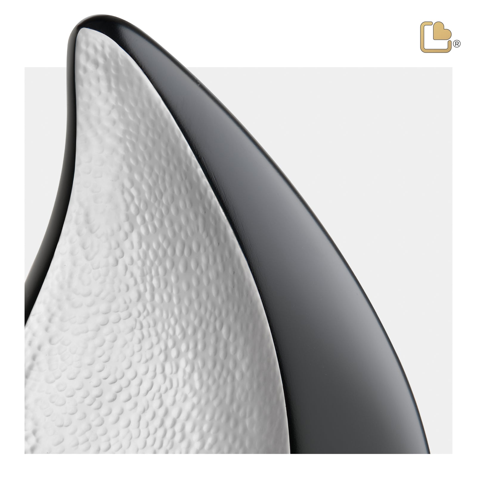 A582 TearDrop Standard Adult Urn Black & Hmd Silver