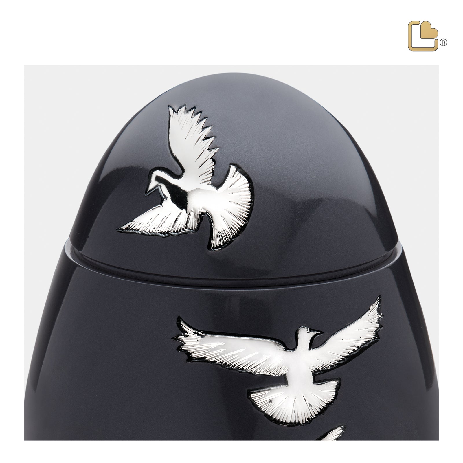 M270 Nirvana Adieu Medium Urn Midnight & Pol Silver