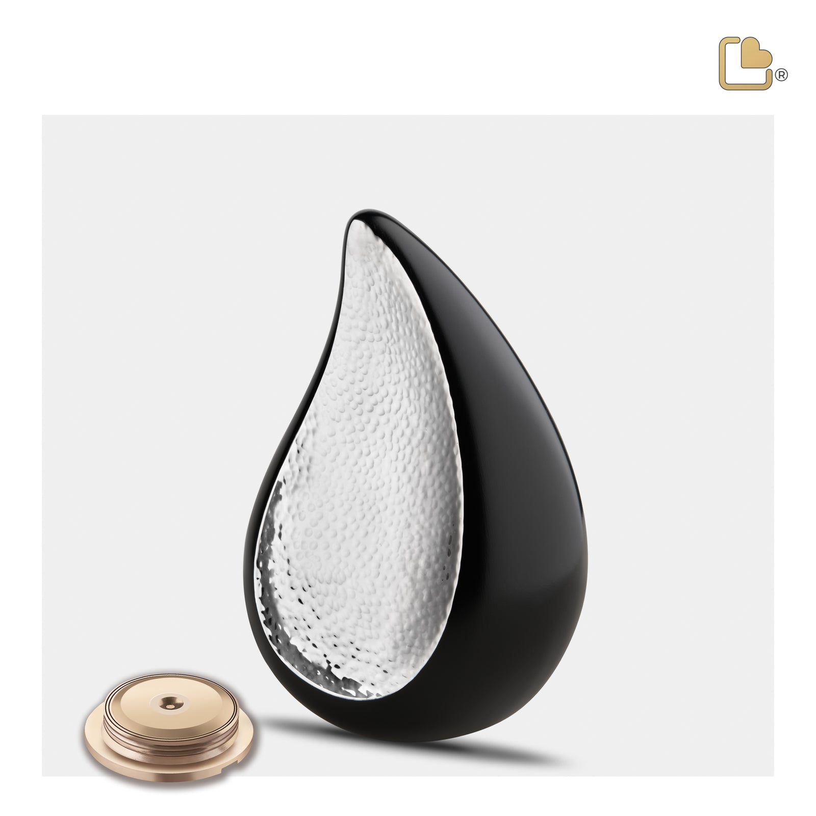 P582 TearDrop Medium Urn Black & Hmd Silver