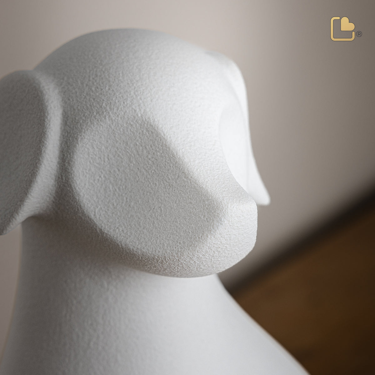 CP190   Dog Pet Urn Mist