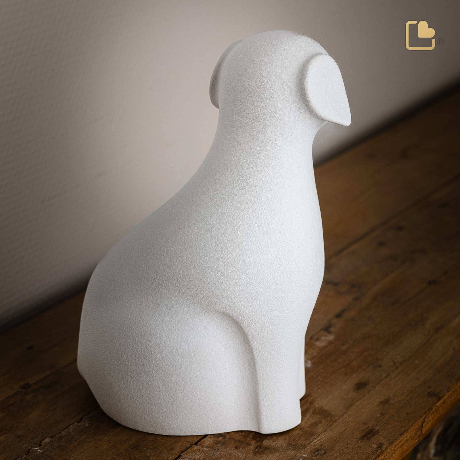 CP190   Dog Pet Urn Mist