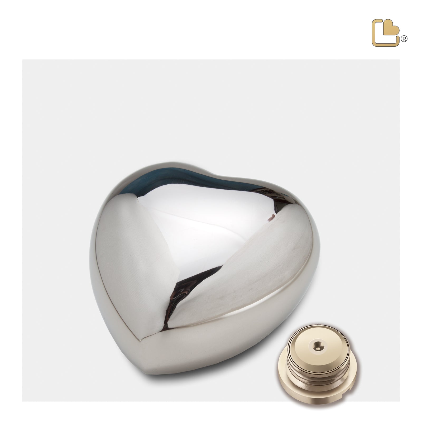 H675   Heart Keepsake Urn Pol Silver
