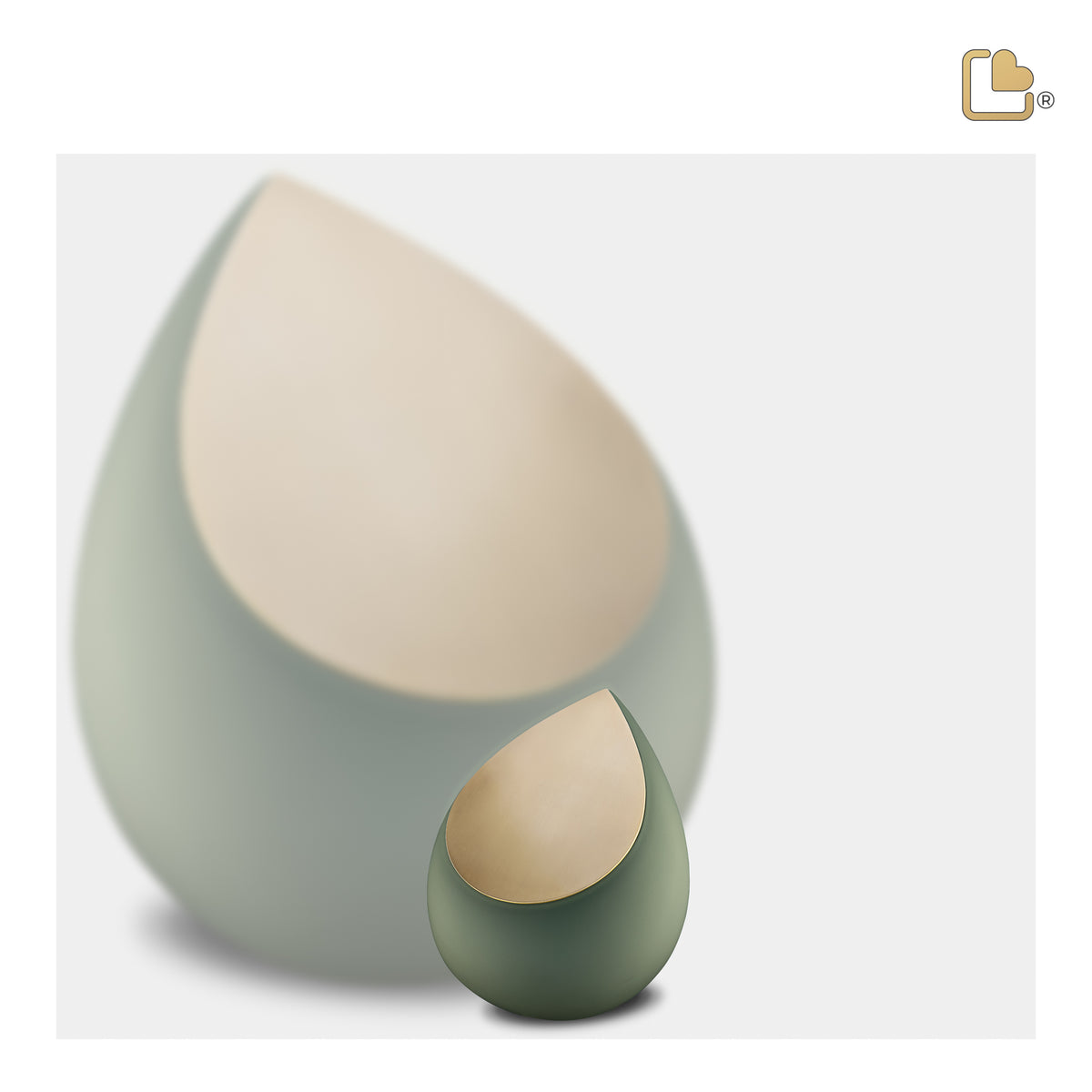 K585   Drop Keepsake Urn Sage Green & Bru Gold
