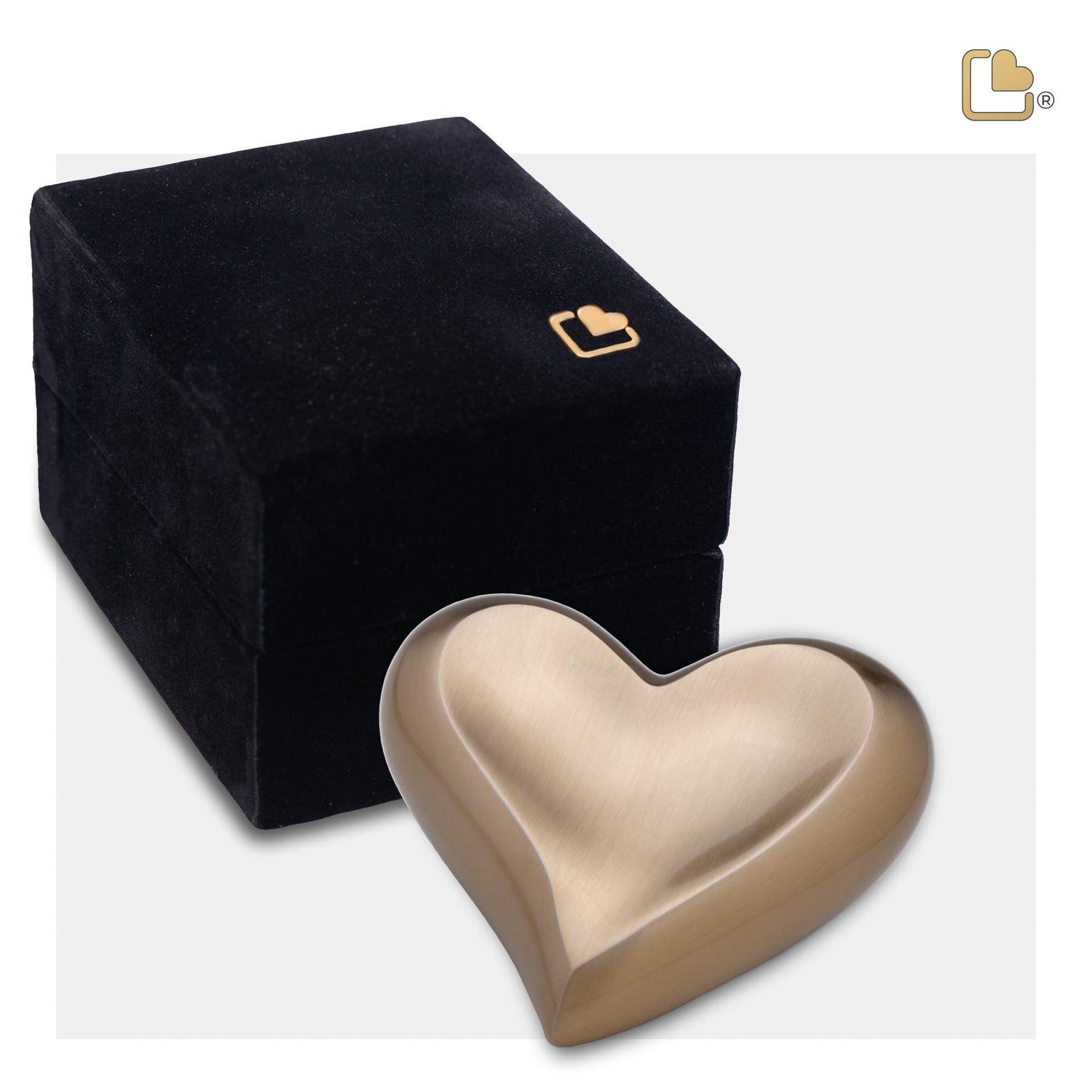 K616   Heart Keepsake Urn Bru Gold