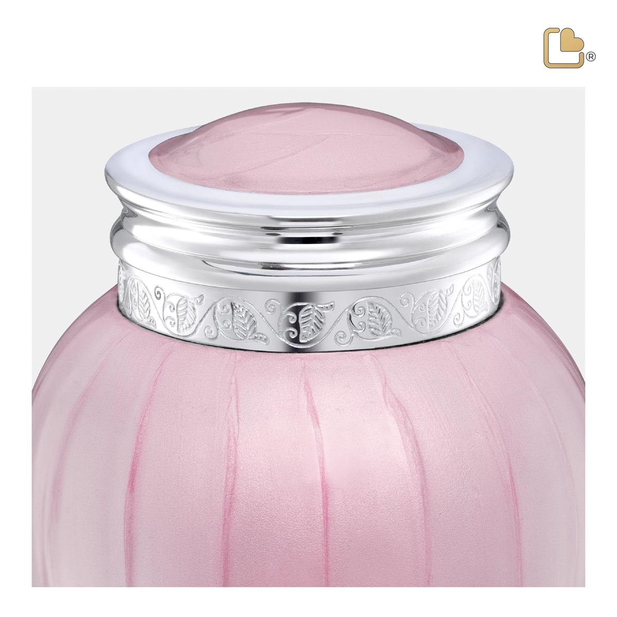 M667   Blessing Medium Urn Pearl Pink & Pol Silver