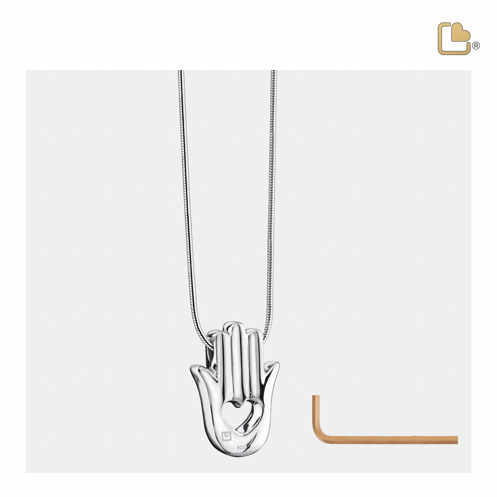 PD1380   HamsaHand Ashes Pendant Pol Silver